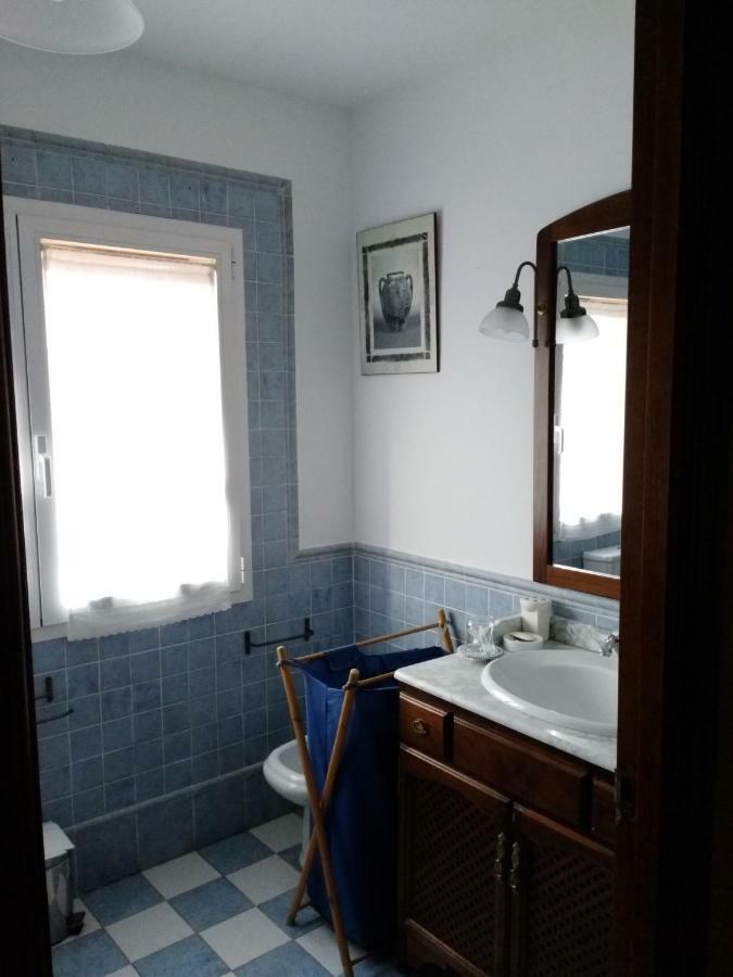 فيلا La Majada De Alameda Alameda del Valle المظهر الخارجي الصورة