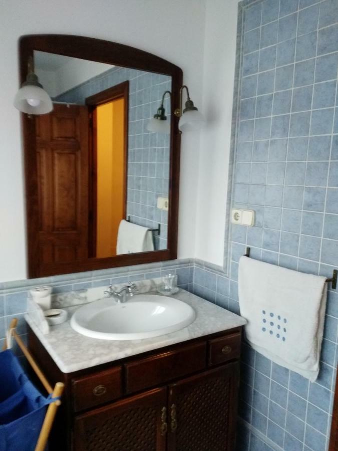 فيلا La Majada De Alameda Alameda del Valle المظهر الخارجي الصورة